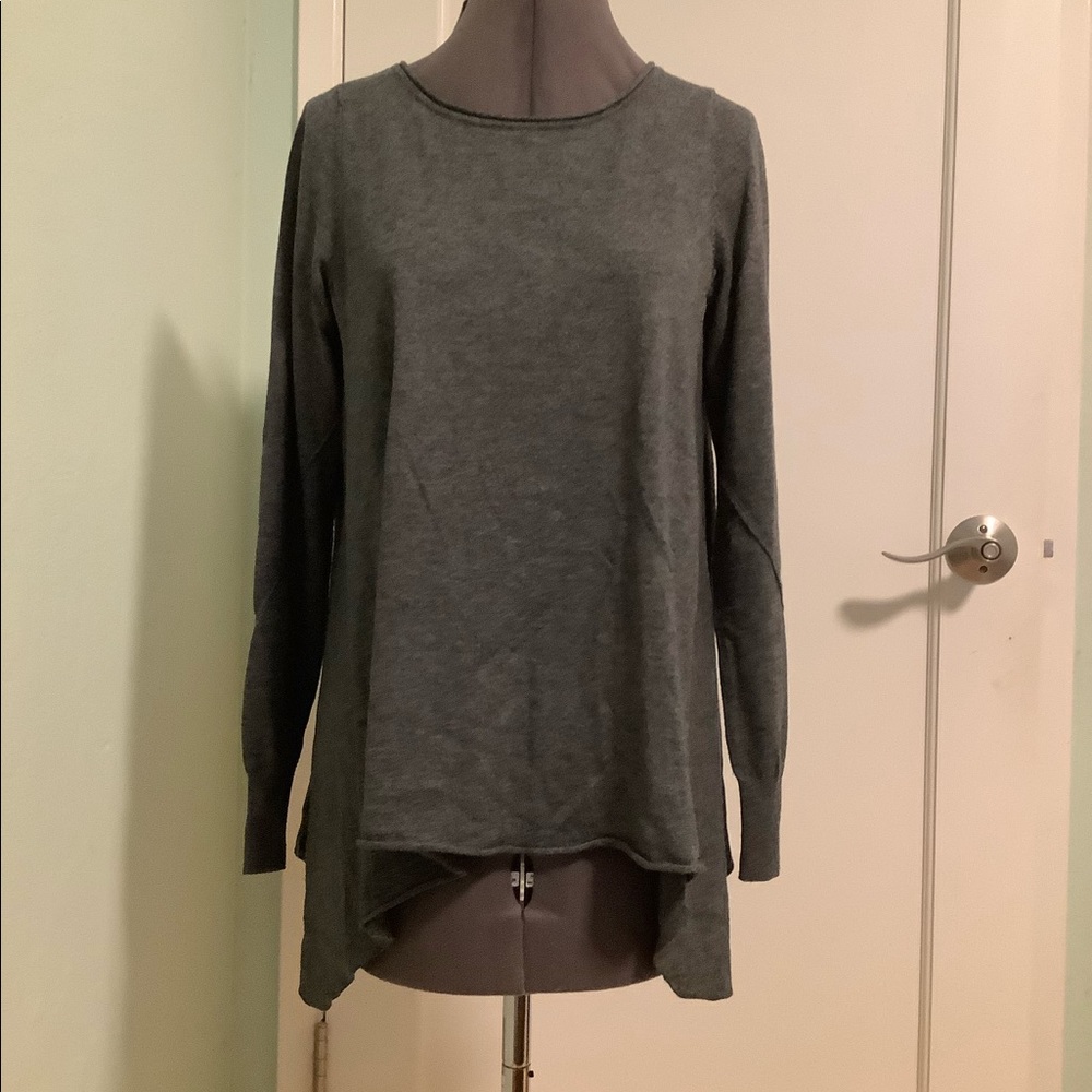 Joie lightweight asymmetrical hem sweater